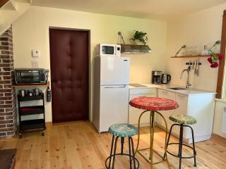 Boho Loft in Downtown Wakefield - Wakefield - 8