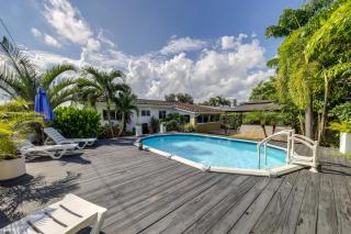 4 Mi to the Beach Pet-Friendly Oakland Park Home - 4