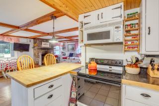 Idyllic Lakefront Cottage Near Mount Sunapee - Bradford - 2