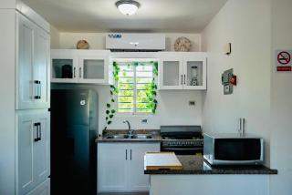 Serene Beach Apartment - 1