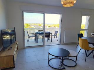 Aapartment, sea view in the distance and e-bike - Plouarzel - 8
