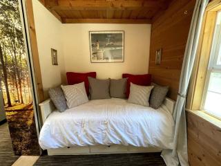 Cabin in the Oaks! Private spa! Outdoor Shower - Paso Robles - 4