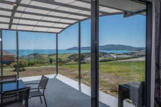 The Eagles Nest - Cable Bay - 8