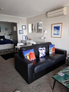 The Fish and Jandal - 1