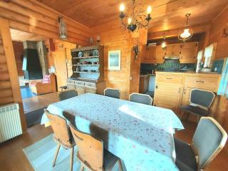 Chalet spacieux - 3 chambres, vue pistes, garage privé - FR-1-351-218 - 0