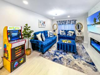 Elegant Serene- Townhome, 10 Mi to Downtown, near Airport - Forest Park - 9