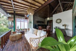 Family Oasis, 2 Bedrooms, Shared Pool, Garden, Rice Field View - Ubud - 5
