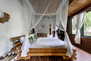 Family Oasis, 2 Bedrooms, Shared Pool, Garden, Rice Field View - Ubud - 3
