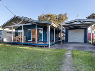 Frangipani Hat Head - 0