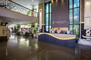 Famous Hotel Kuta Formerly Permata Kuta Hotel - Kuta - 9