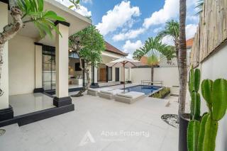 Central Villa Lolla Canggu - Canggu - 5