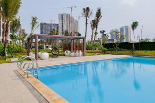 Well Furnished and Homey Studio Room Sky House BSD Apartment By Travelio - Tangerang - 5
