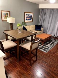 12th Fl Royal Aloha with Parking Mtn City Canal View - Honolulu - 4