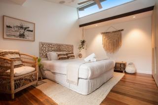 Luxury On The Bay - 2 x 3 Bedroom Apartments - 2