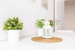 Fully Equipped Apartments with Balcony - Dormagen - 2