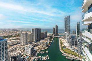 Stunning 2 Bedroom with Full Sea & Marina Views - 9