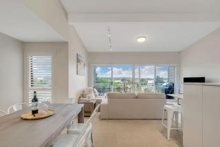 Stunning water view Home moments from town - Batemans Bay - 1