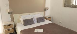 Parenthèse romantique avec jacuzzi privatif près de Carcassonne - 2