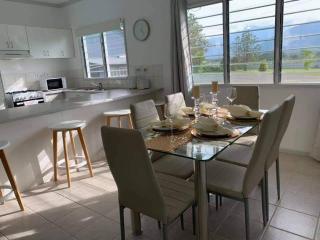 Angi's Cozy Home away from Home - 6