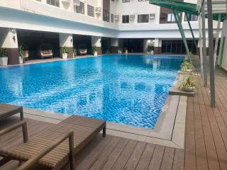 BE Residences Luxury Studio Apartments, AC, Pool, Gym - Città di Cebu - 4