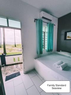 AQIL BEACH INN - Marang - 9