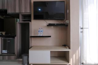 Spacious Studio with Extra Room at Grand Asia Afrika Apartment By Travelio - 7