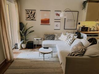 Free housekeeping visits during your stay - StayShort - Cozy 1-Bedroom Apartment in Summer Residences JVC - 3