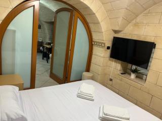Lux Home - Bari - 7