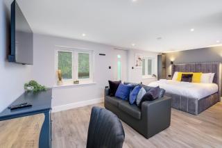 Stanley Cottage, Greenford - 5