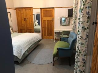 Luxury and homely stay - Oudtshoorn - 8