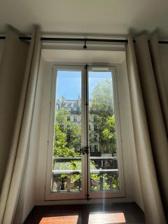Central Apartment Tronchet 1G - Paris - 2