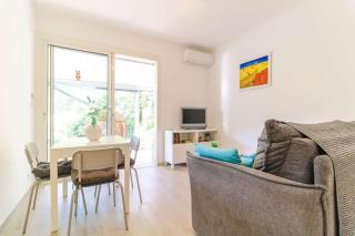 SELECT'soHOME - Appartement pour 4 personnes avec jardin privé au coeur du Lavandou ! - LO CASAU - Le Lavandou - 7