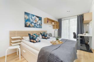 Grzegórzecka Family Apartments with Balcony & Parking Cracow by Noclegi Renters - 0