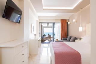 Agios Gordios Beach Resort - 7