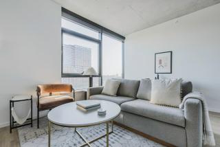 Blueground W Loop gym pool spa wd CHI-1101 - 0