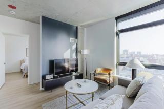 Blueground W Loop gym pool spa wd CHI-1101 - 7