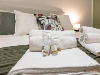 Venice Suite - Cruises 500m - AC - Smart TV - 3