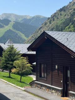 Exclusiva Cabaña en Incles - Vistas al Valle & Pistas de Ski Grandvalira - Free Parking - Canillo - 3