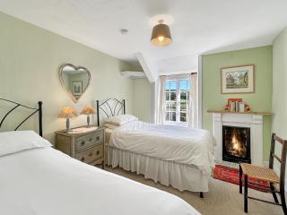 Orchard Cottage - Charles - 1