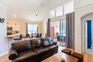 Last Minute Disney Getaway! Private Pool, Hot Tub & Games Room. Book Now! #94001 - Kissimmee - 2