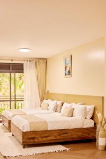 The beautiful Shams AO9 - Entebbe - 7