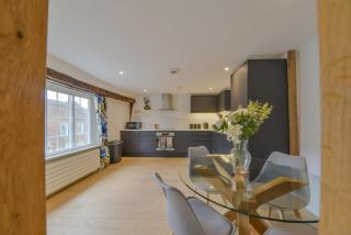 Luxury Character Apartment St Albans By Central Stays Short Lets & Serviced Accommodation With Free Parking - Saint Albans - 7