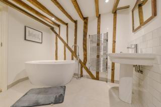 Luxury Character Apartment St Albans By Central Stays Short Lets & Serviced Accommodation With Free Parking - Saint Albans - 2