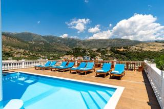 Apart 5 Pool, Views, Kitchen, Parking and more - Himarë - 1