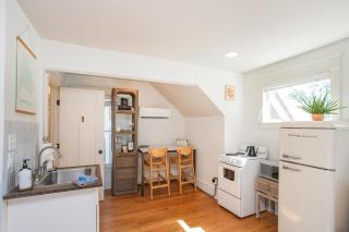 Fall Sale The Nest in East Nash Studio - Nashville - 1