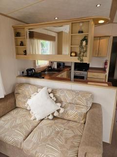 Luxe 6 berth caravan Lytham - Weeton - 3