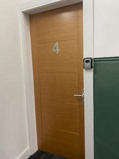 4 Smithhills Central 2 bed sleeps 4 - Paisley - 3
