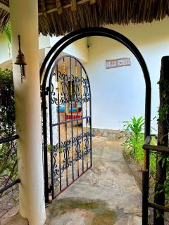 3 Bed Room private villa with pool - Diani Beach - 9