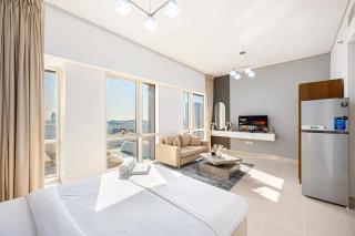Elegant Studio Near Silicon Central Mall - Dubai - 8