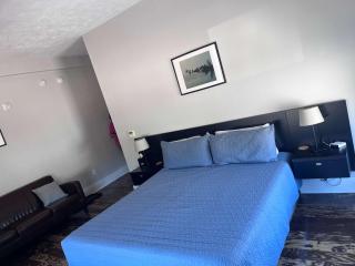 Boutique Hotel Room 2 - 0